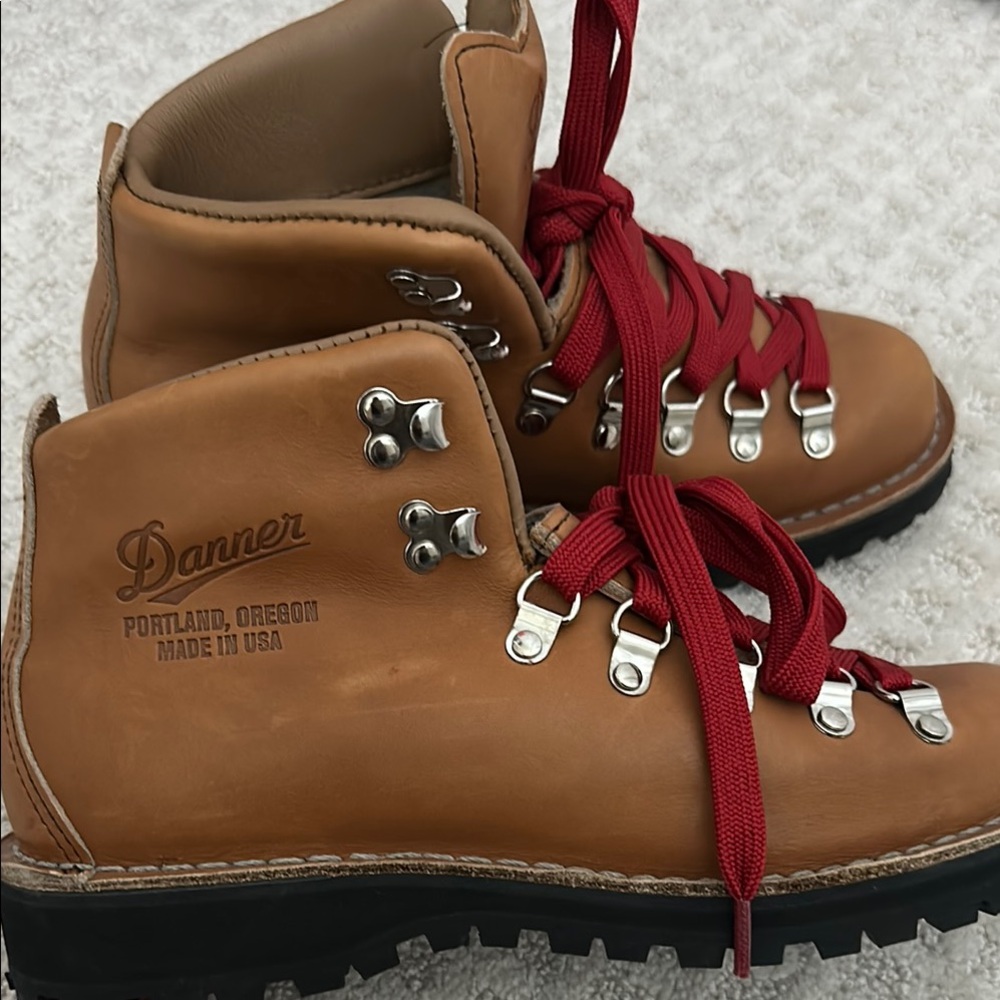 Danner Tan Leather Hiking Boots with Red Laces